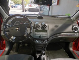 Chevrolet Aveo impoluto, único dueño 101cv