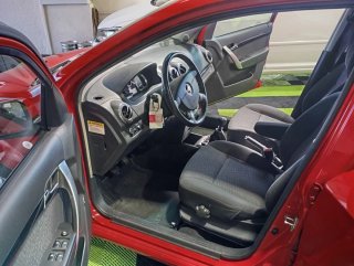 Chevrolet Aveo impoluto, único dueño 101cv