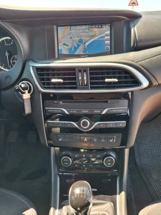 Infiniti Q30 2019