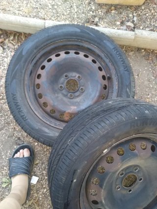 2 ruedas completas de Ford Mondeo mk3