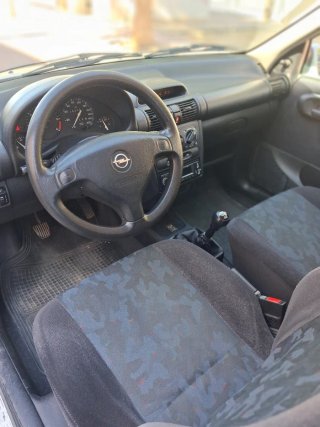Opel Corsa 2000