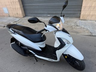 Scooter Sym ST 2016