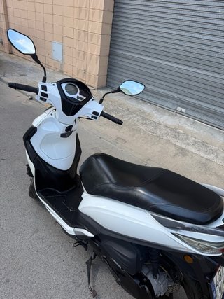 Scooter Sym ST 2016