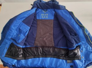 Chaqueta de nieve azul