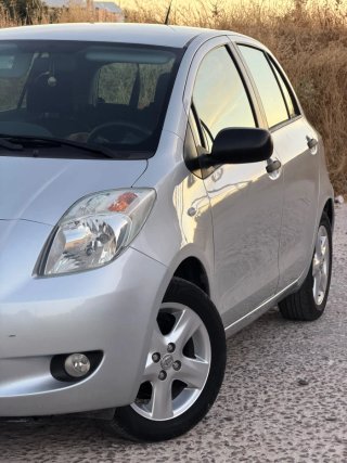 Toyota Yaris 2009