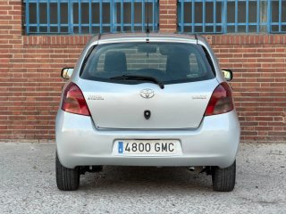 Toyota Yaris 2009