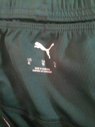 Pantalón corto deportivo Puma verde