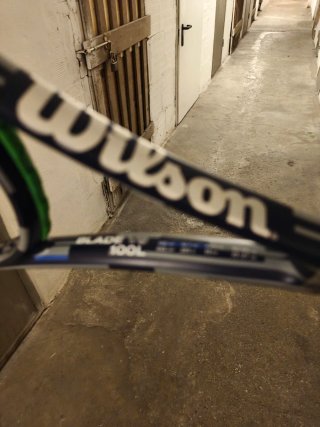 Racchetta Wilson Blade V9 US Open Ed. Limitata