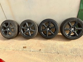 4 Llantas Nissan 350Z
