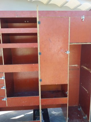 Estantería de Madera para Furgoneta