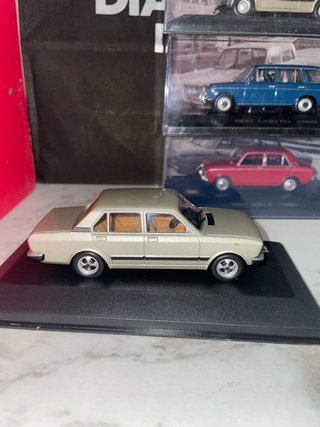 SEAT 132-2000 (1975) 1/43 Colección