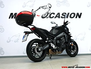 YAMAHA MT-09