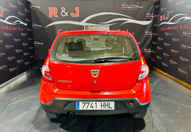 Dacia Sandero 2012