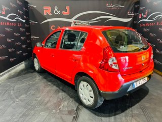 Dacia Sandero 2012