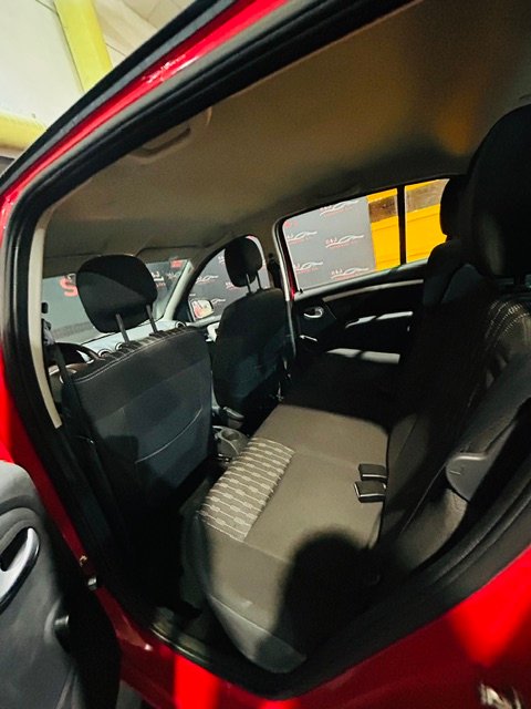 Dacia Sandero 2012