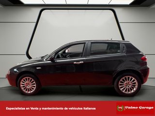 Alfa Romeo 147 1.6 Twin Spark 105 cv 5P Año 2005