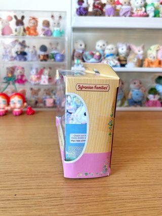 Sylvanian Families Snow Leopard Family