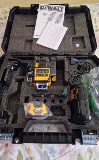 Nivel Láser DeWalt 12V XR 3x360°/original