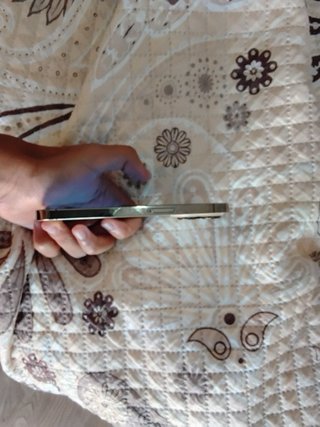 iPhone 14 Pro Dorado