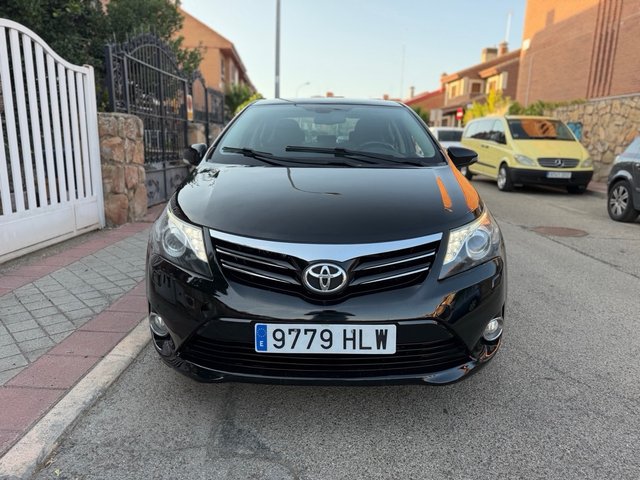 Toyota Avensis D4D 2012