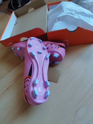 Botas de fútbol Nike - Talla 37.5