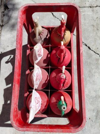 Caja con Sifones Vintage Carbónicas Becac