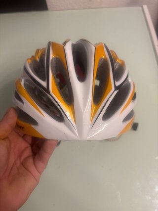 Casco Giant Bicicleta en muy buen estado.
