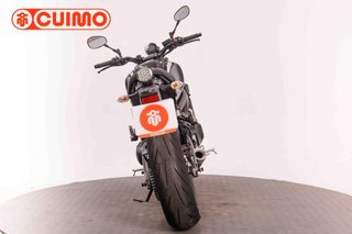 YAMAHA XSR 900