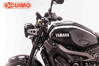 YAMAHA XSR 900