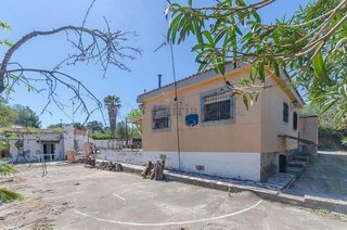 Chalet en venta en Urbanizaciones en Llíria