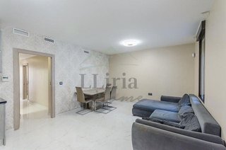 Piso en venta en Parque de la Bombilla-Pla de Rascanya en Llíria