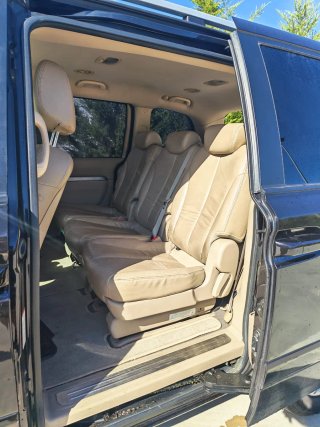 KIA Carnival 2010