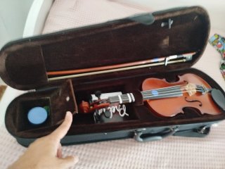 Viola 12 con arco y cera