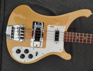 Rickenbacker 4003s Bajo Eléctrico