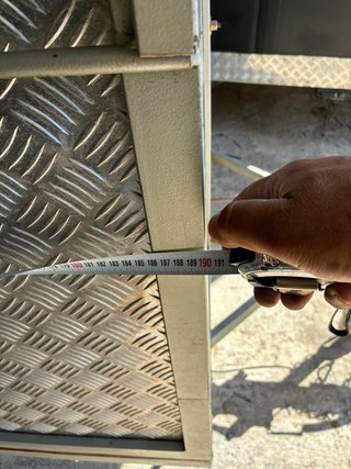Remolque Cerrado de Aluminio