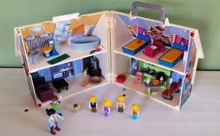 Casa de Muñecas Playmobil Maletín