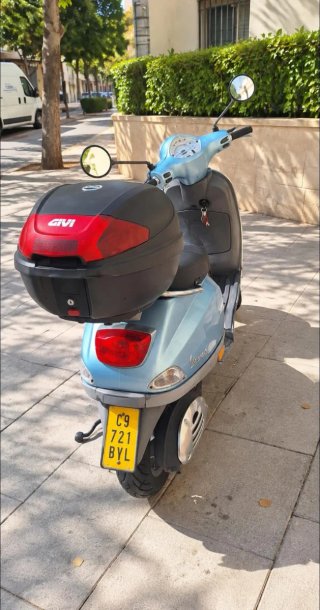 Vespa LX 50 2T Azul 2011 - 12.700 km- 1.150€