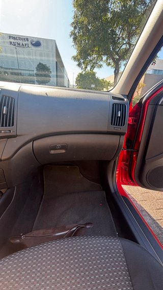 Hyundai i30 Con Garantia de 1 año.