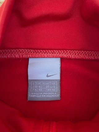 Chaqueta Nike Roja