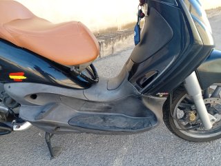 Piaggio Beverly 500