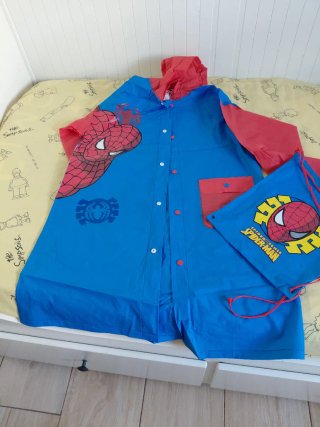 Chubasquero niño