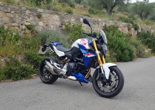 BMW F900R Naked