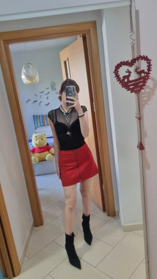 Gonna Zara rossa con zip