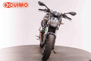 DUCATI MONSTER 696