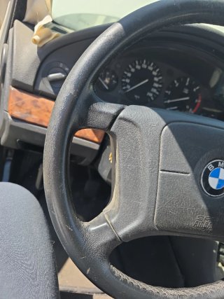 Volante BMW 525TD