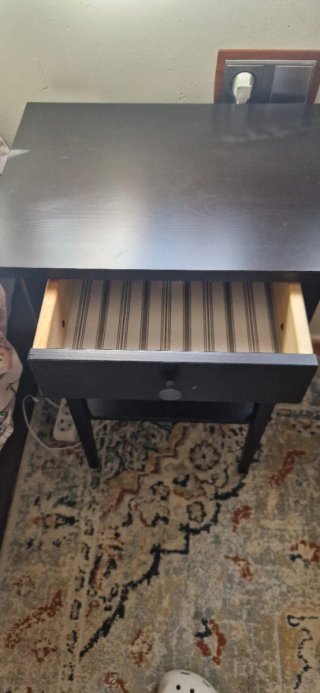 Mesita de noche Ikea madera negra