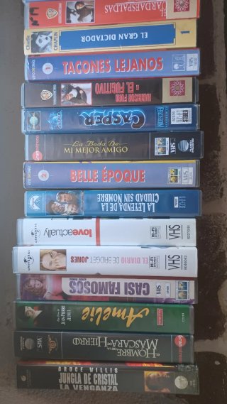 Lote de 24 Películas en VHS