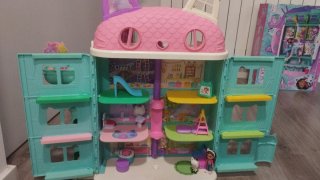Casa de Muñecas de Gabby con Figuras
