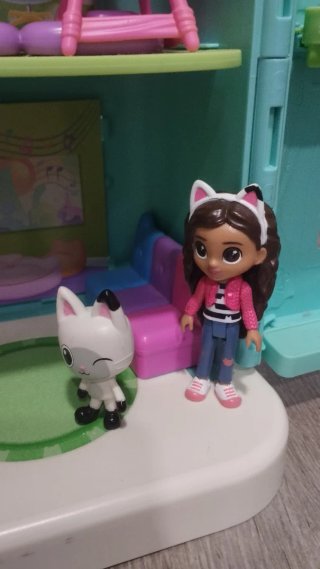Casa de Muñecas de Gabby con Figuras