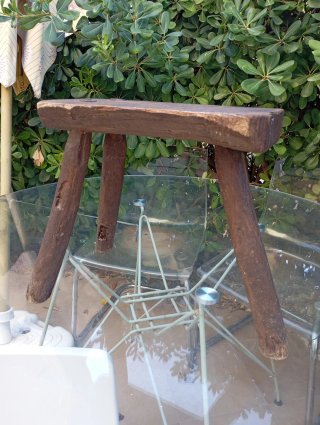 Conjunto de Taburete de Ordeño Antiguo